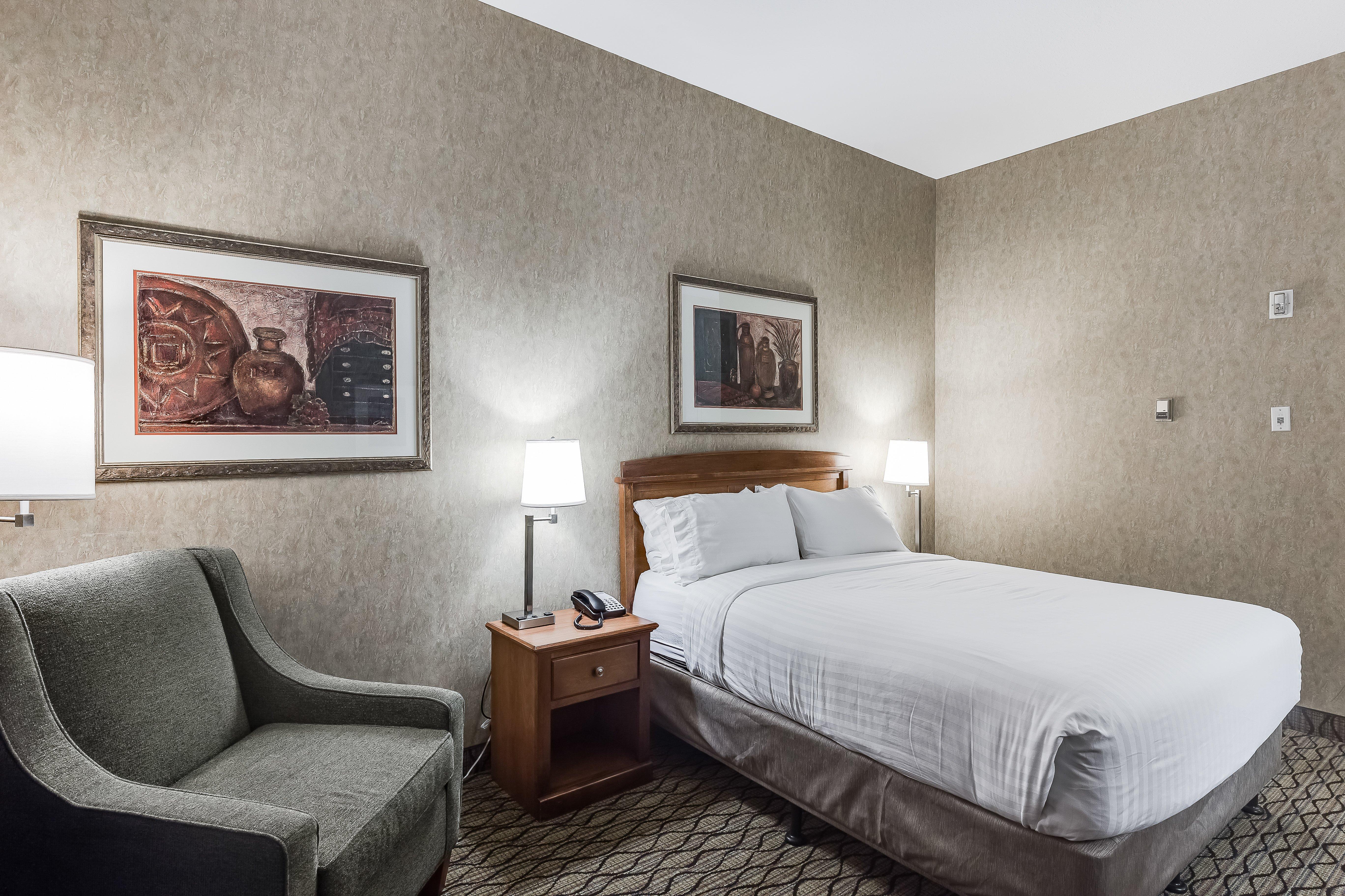 Holiday Inn Express Hotel & Suites Saskatoon By Ihg Exterior foto