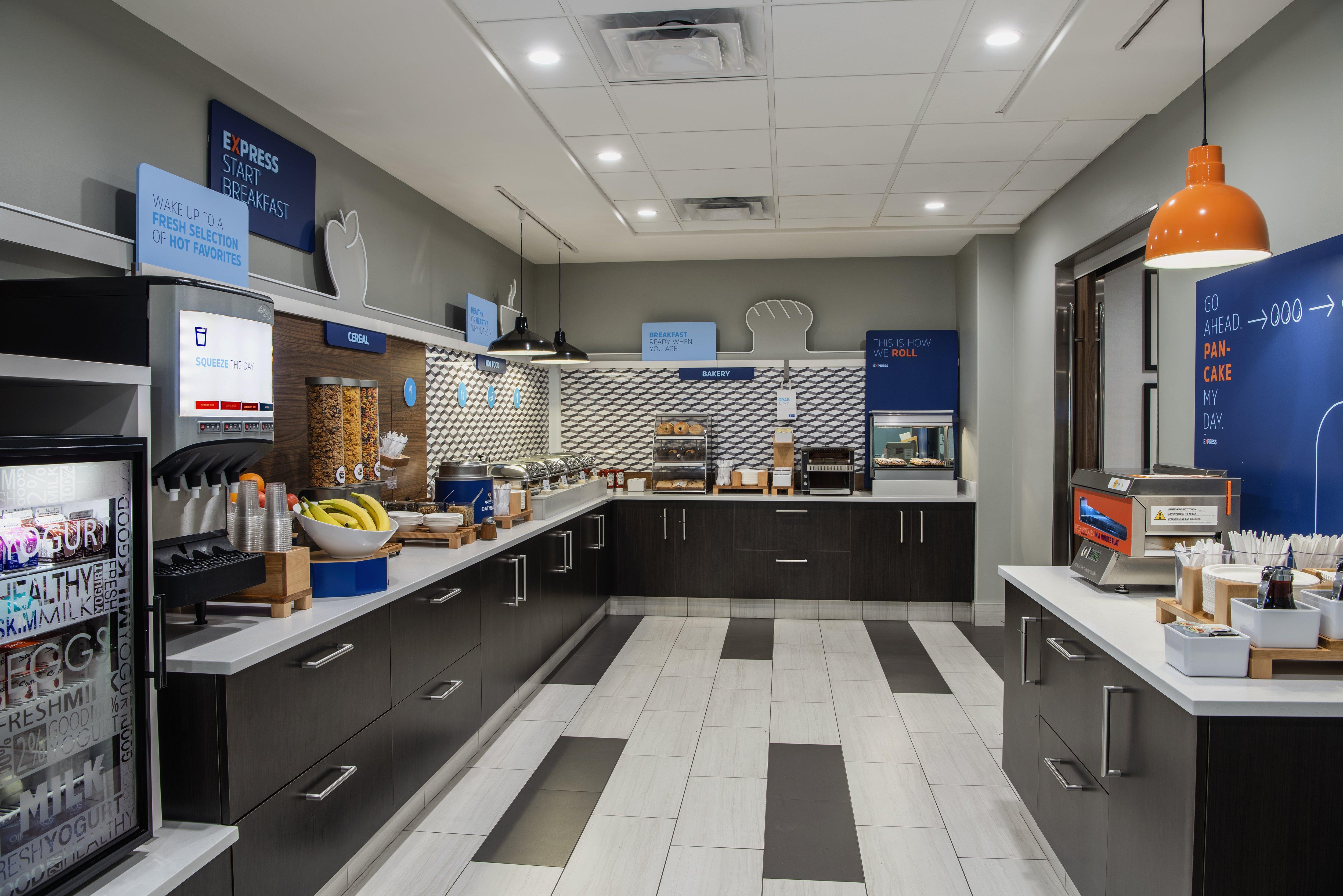 Holiday Inn Express Hotel & Suites Saskatoon By Ihg Exterior foto