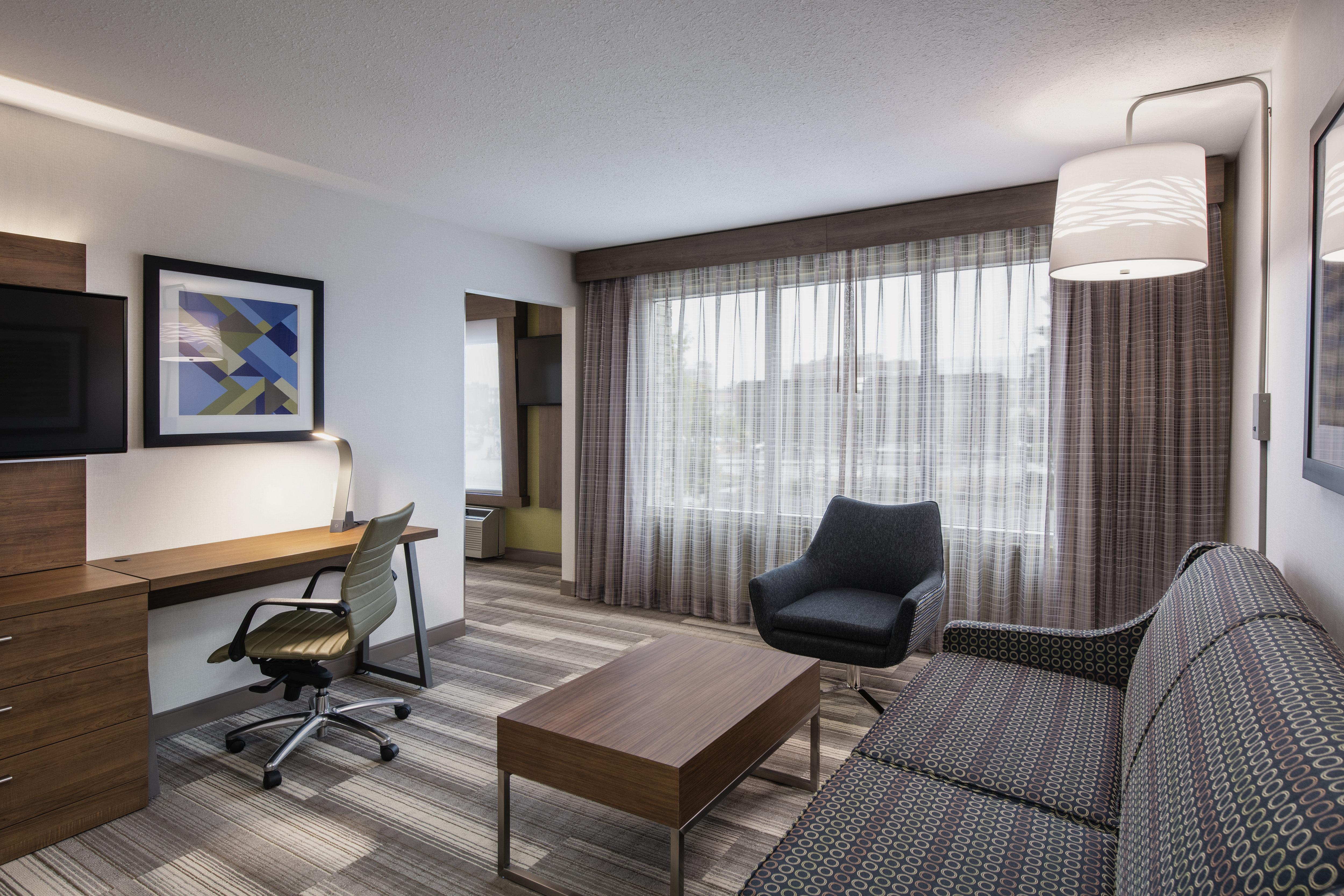 Holiday Inn Express Hotel & Suites Saskatoon By Ihg Exterior foto