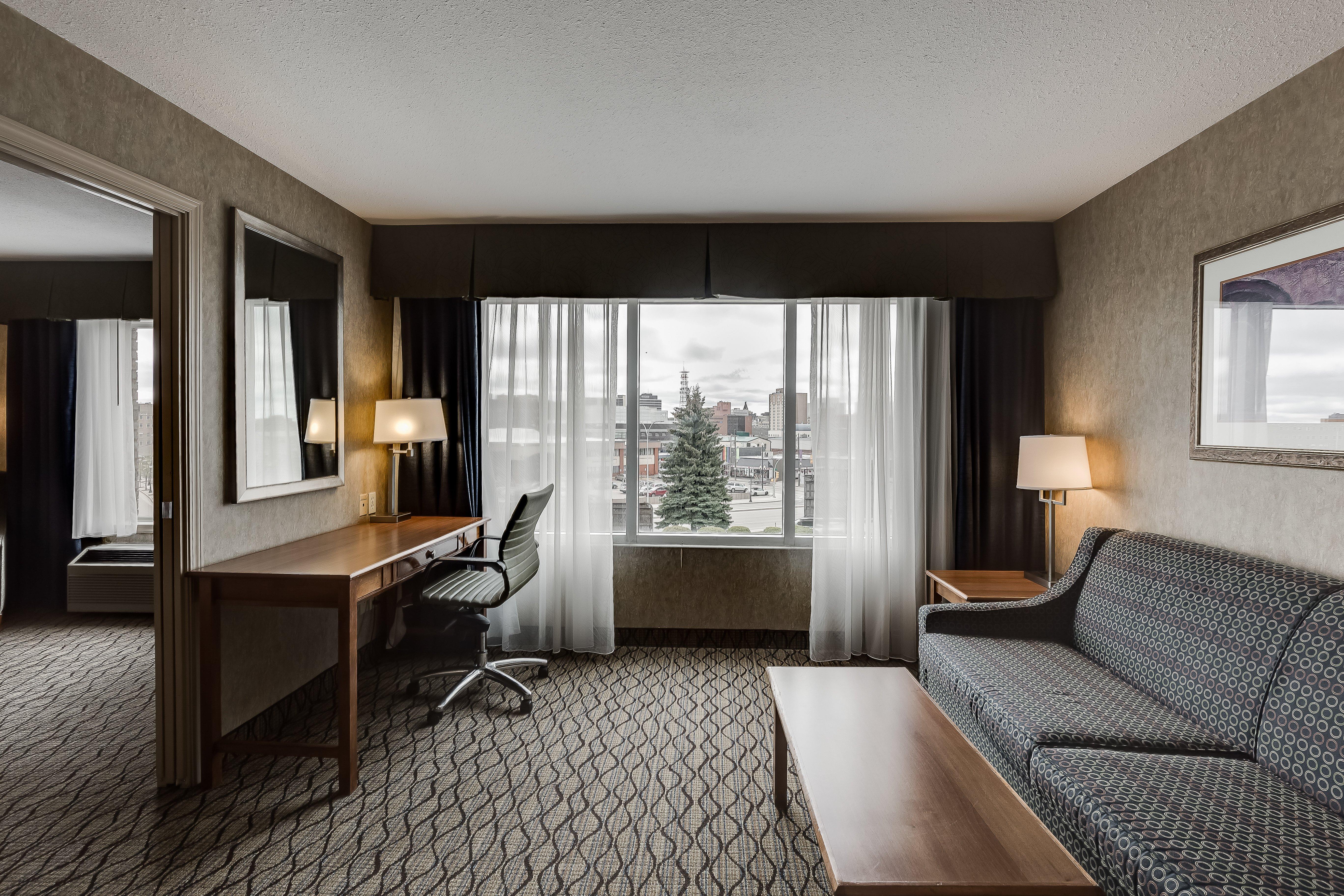Holiday Inn Express Hotel & Suites Saskatoon By Ihg Exterior foto